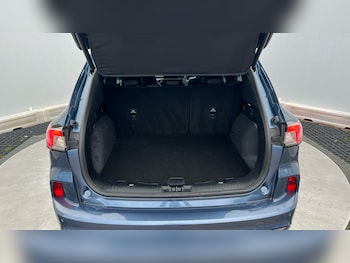 Used Ford Kuga 2023 for sale - 76466010: Photo