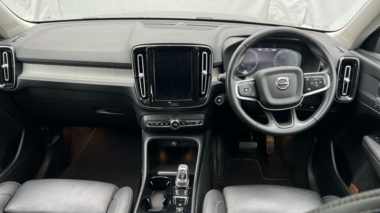 Used Volvo XC40 2021 for sale - 77195642: Photo 10