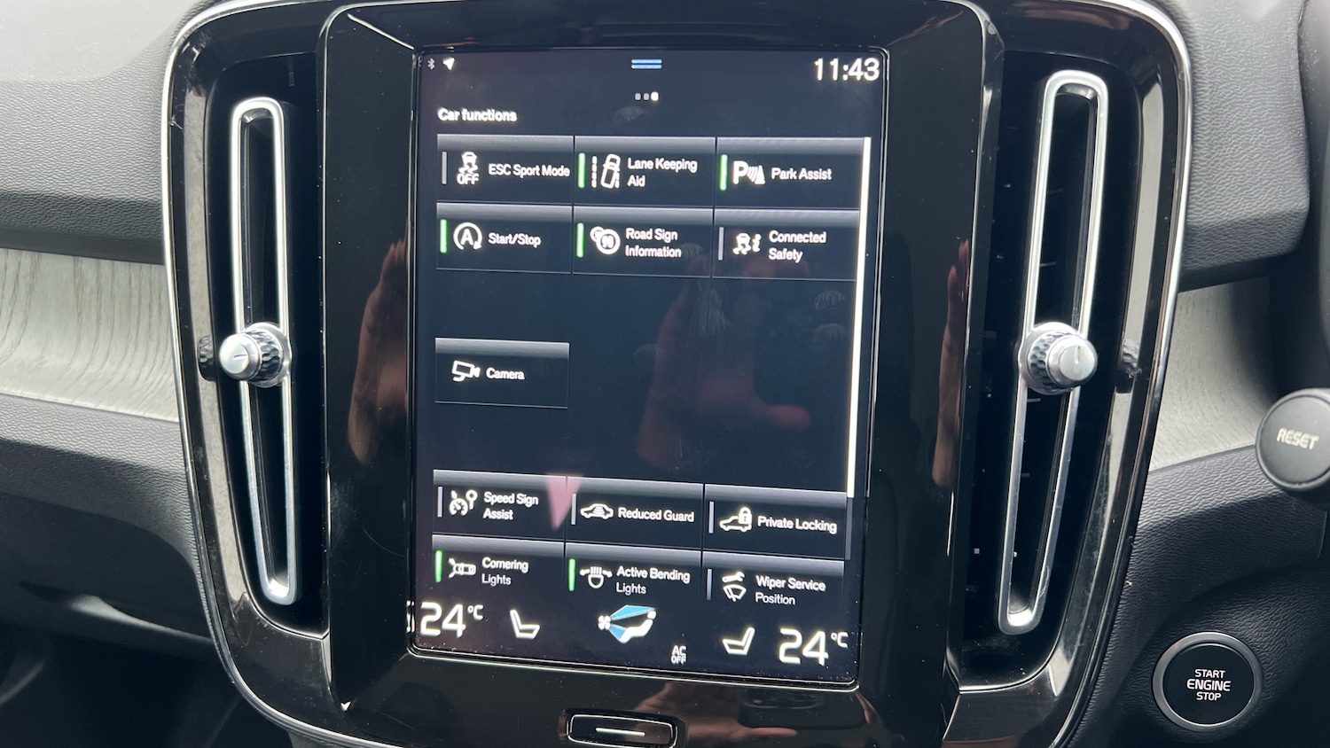 Used Volvo XC40 2021 for sale - 77195642: Photo 25