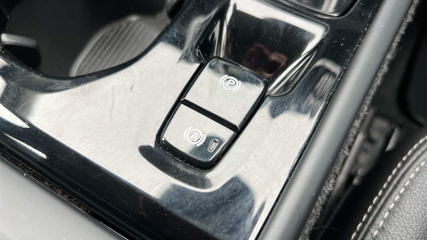 Used Volvo XC40 2021 for sale - 77195642: Photo 30