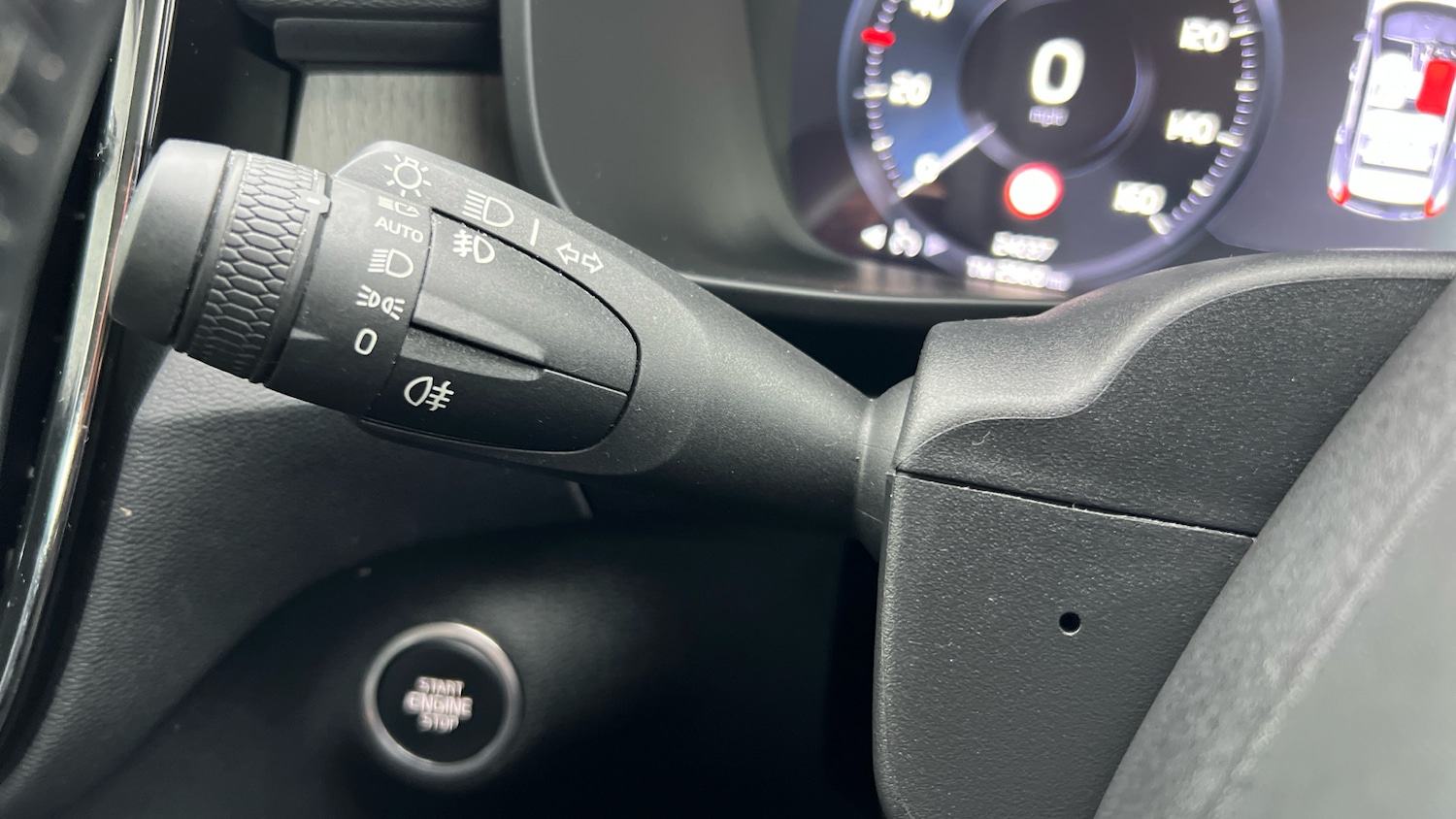 Used Volvo XC40 2021 for sale - 77195642: Photo 36