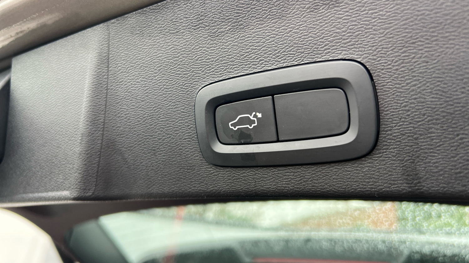 Used Volvo XC40 2021 for sale - 77195642: Photo 42