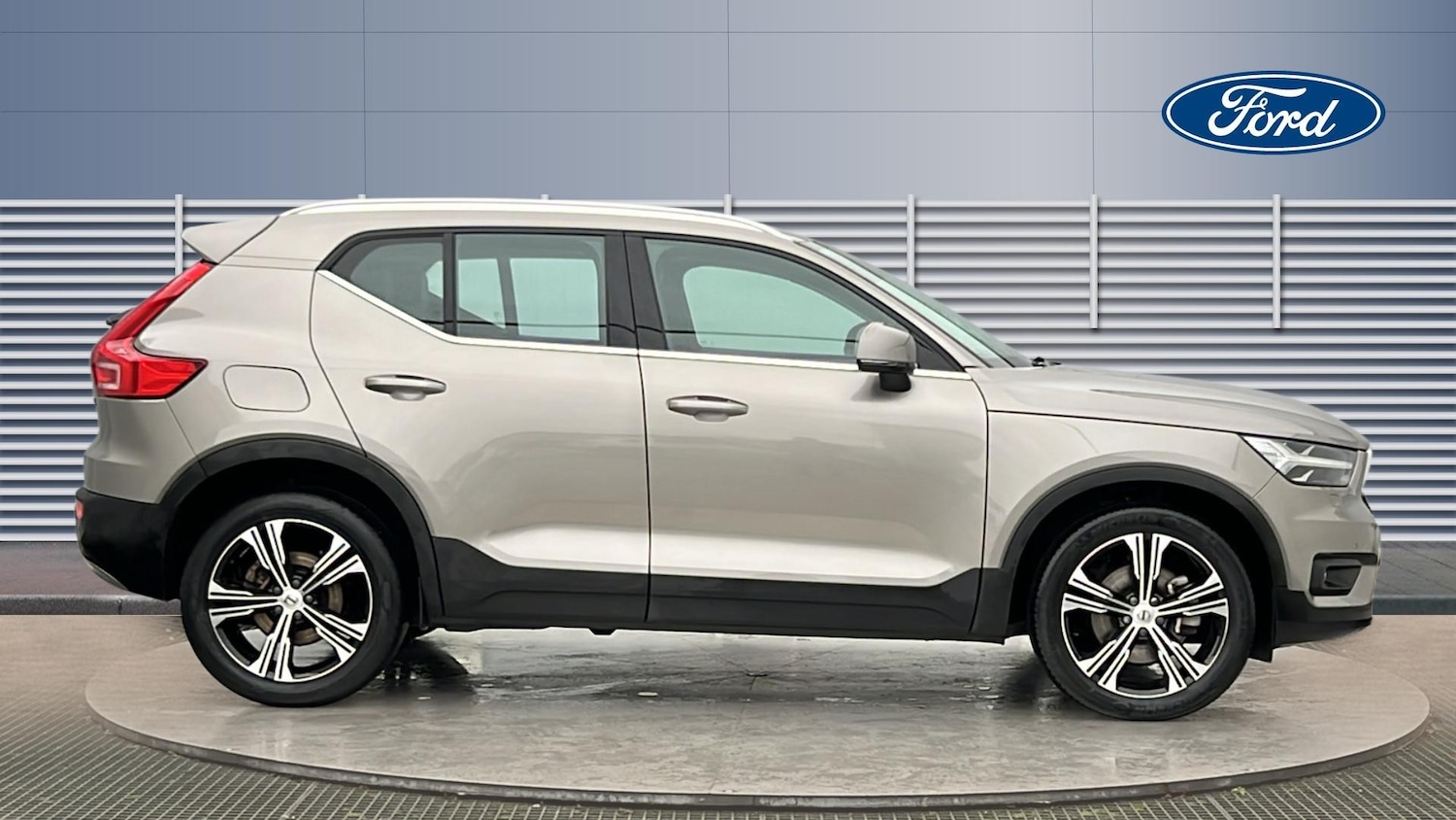 Used Volvo XC40 2021 for sale - 77195642: Photo 5