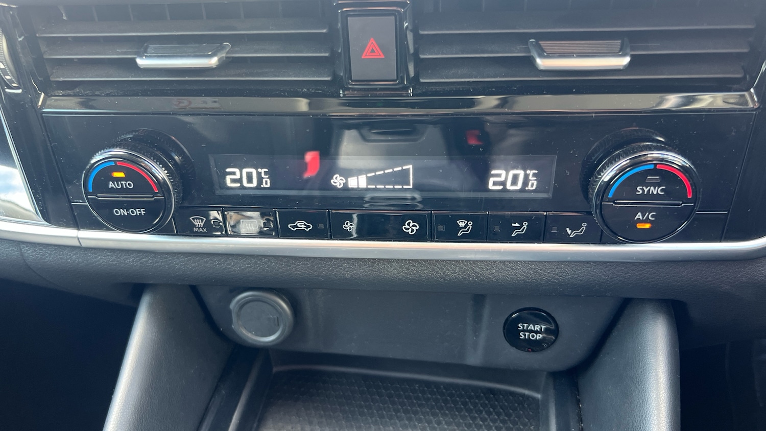 Used Nissan Qashqai 2023 for sale - 76038077: Photo 26