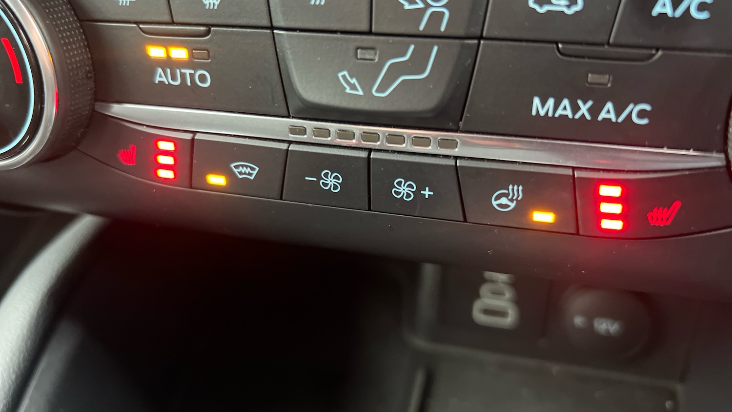 Used Ford Kuga 2023 for sale - 76969685: Photo 27