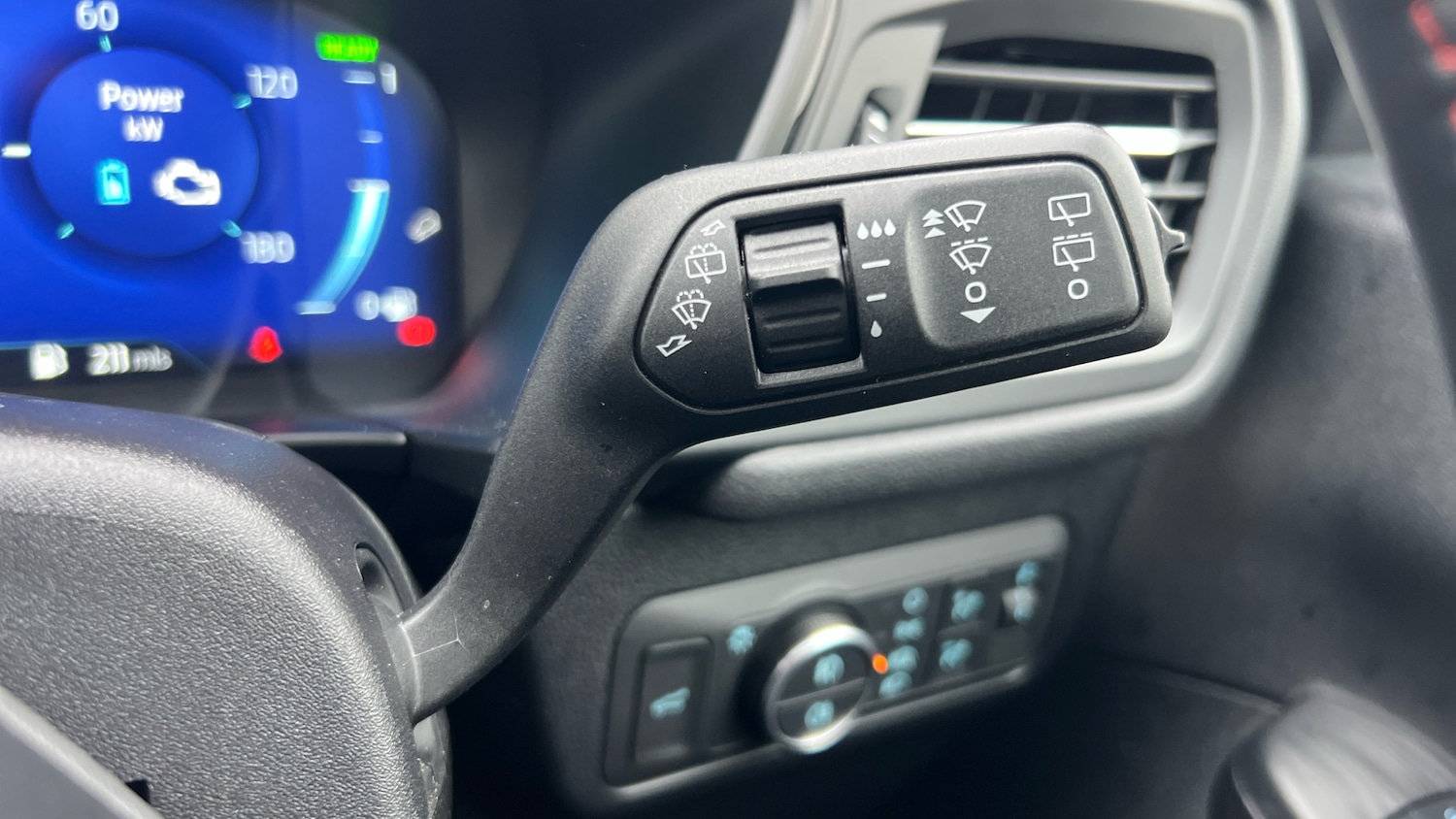 Used Ford Kuga 2023 for sale - 76969685: Photo 39