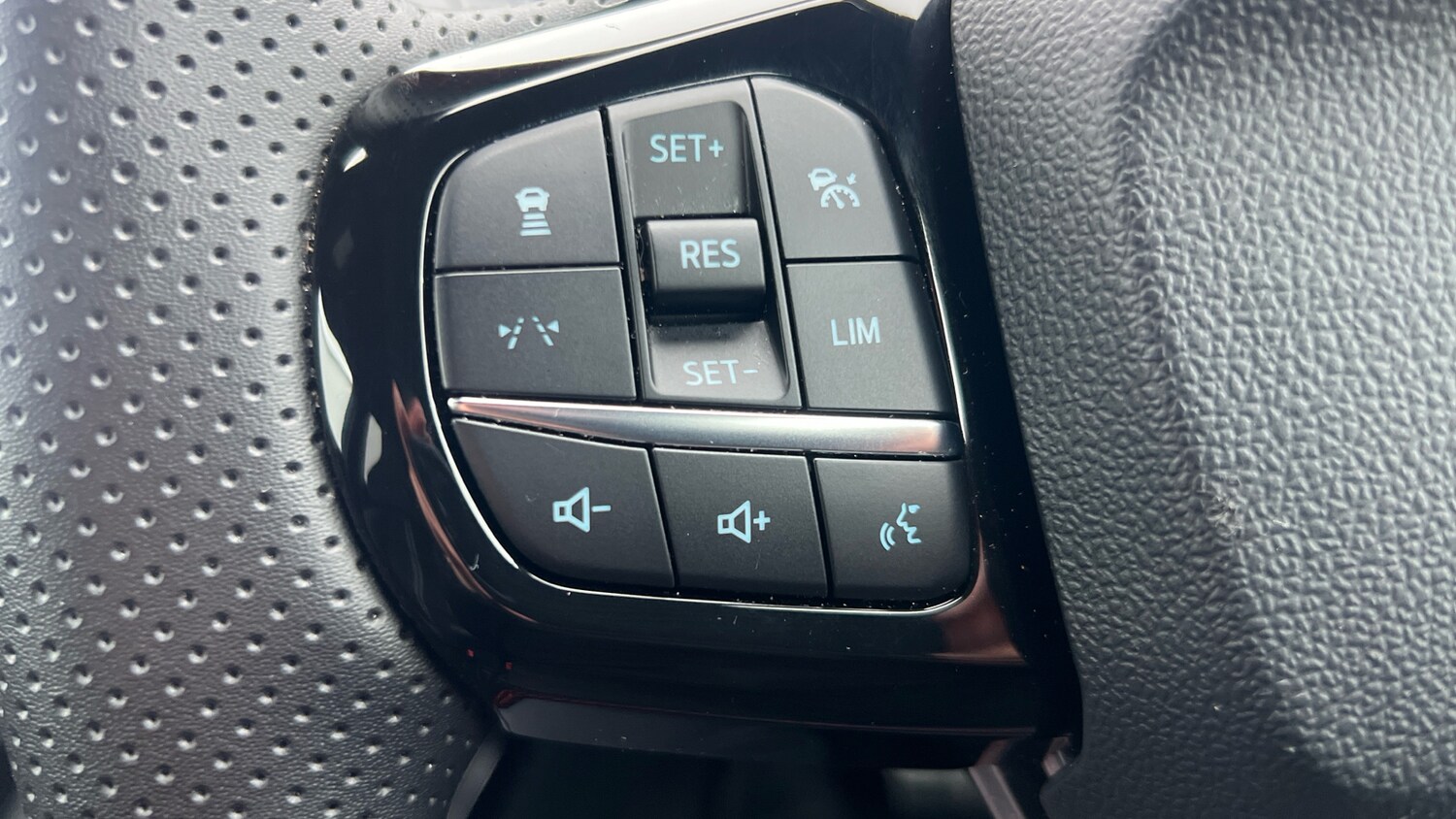 Used Ford Puma 2025 for sale - 77528071: Photo 35