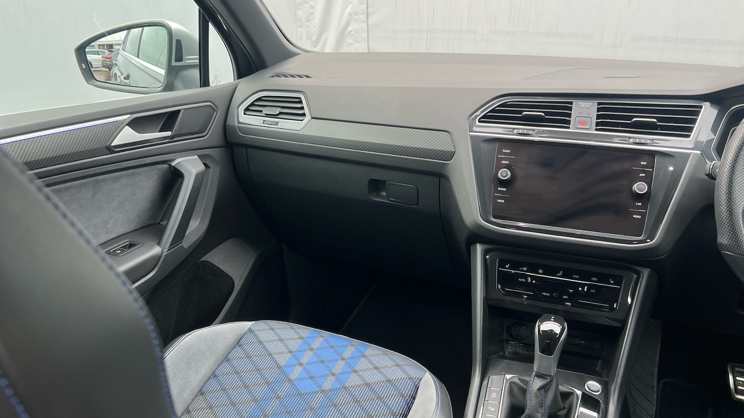 Used Volkswagen Tiguan 2023 for sale - 76808054: Photo 14