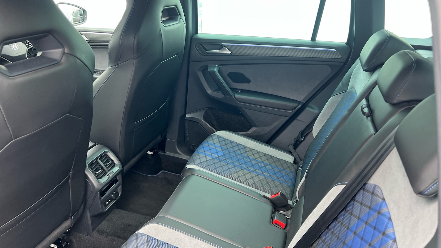 Used Volkswagen Tiguan 2023 for sale - 76808054: Photo 16