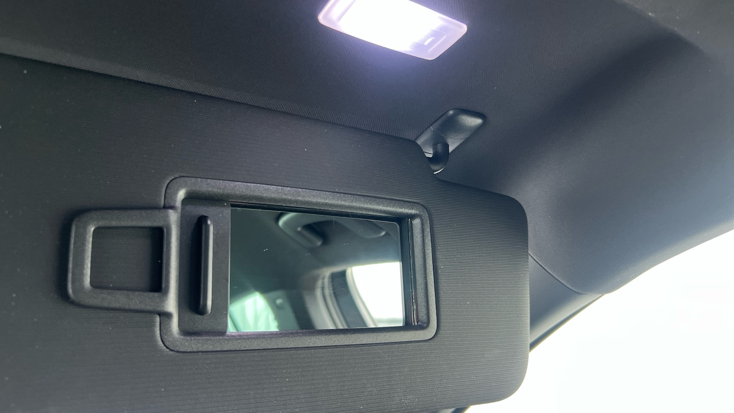 Used Volkswagen Tiguan 2023 for sale - 76808054: Photo 35