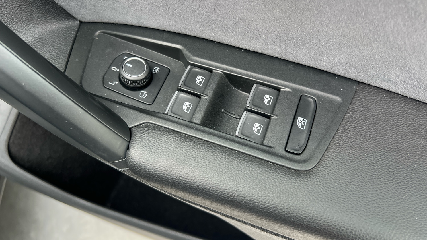 Used Volkswagen Tiguan 2023 for sale - 76808054: Photo 42