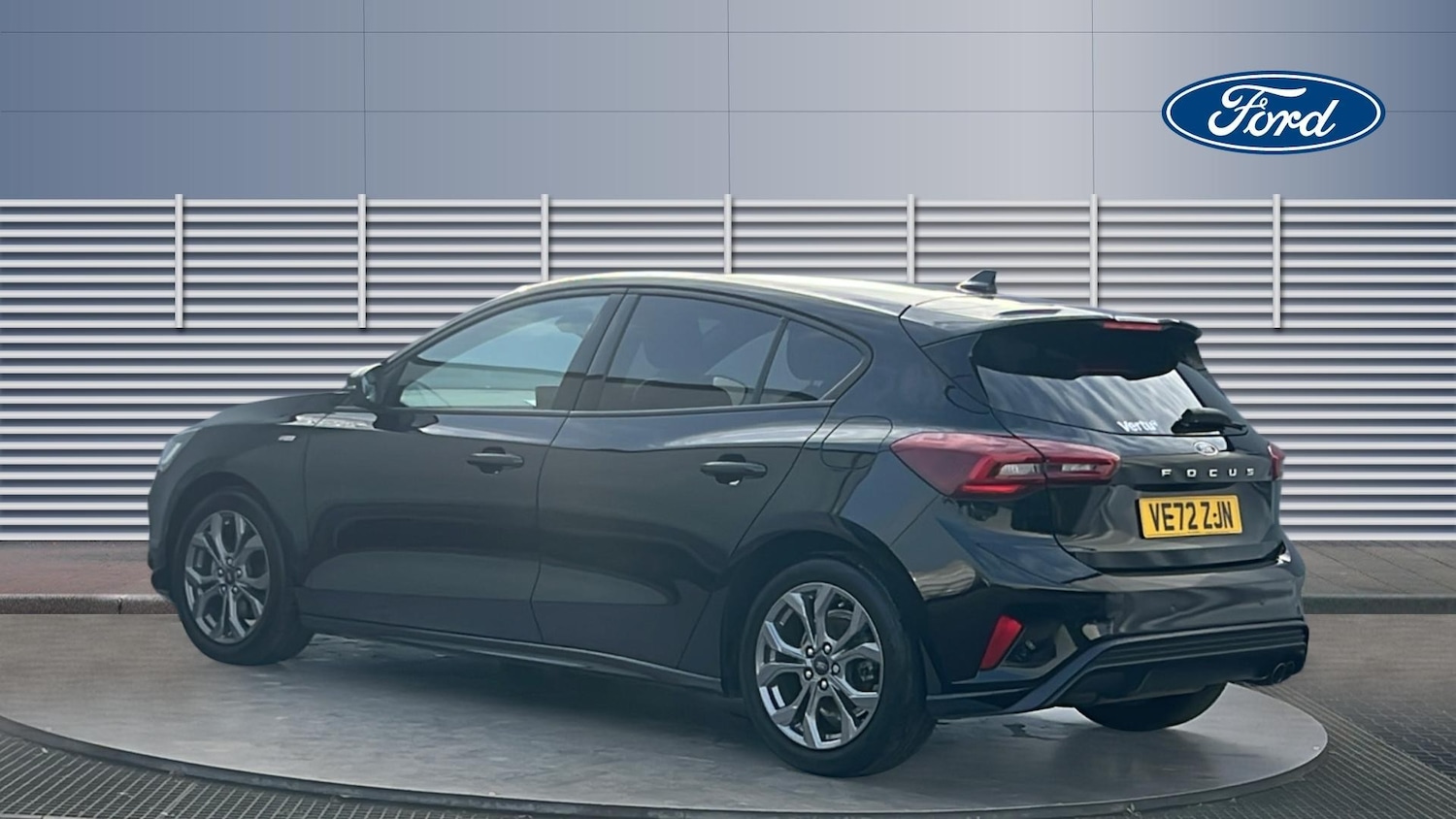 Used Ford Focus 2023 for sale - 77774393: Photo 2