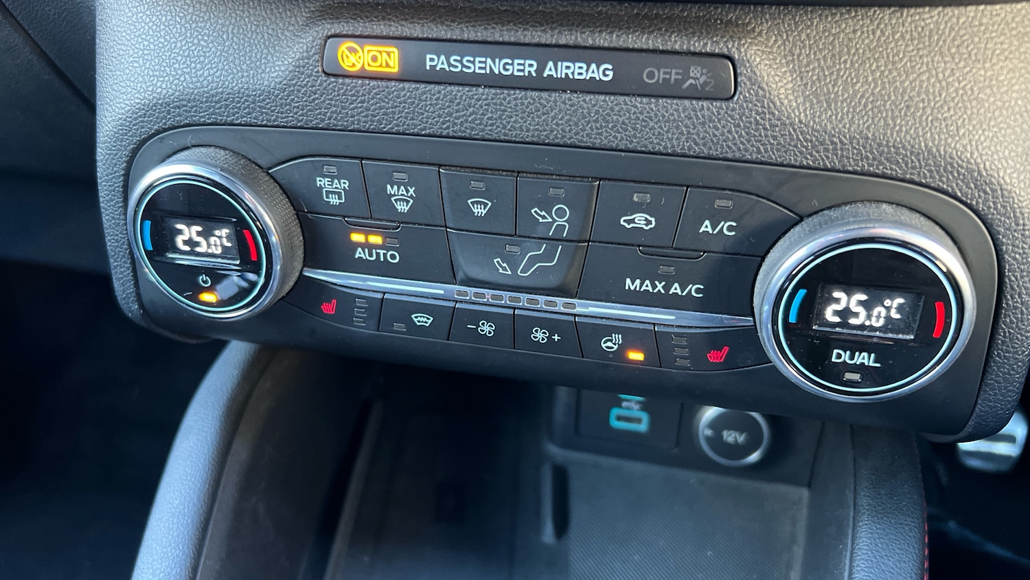 Used Ford Kuga 2020 for sale - 76737950: Photo 28