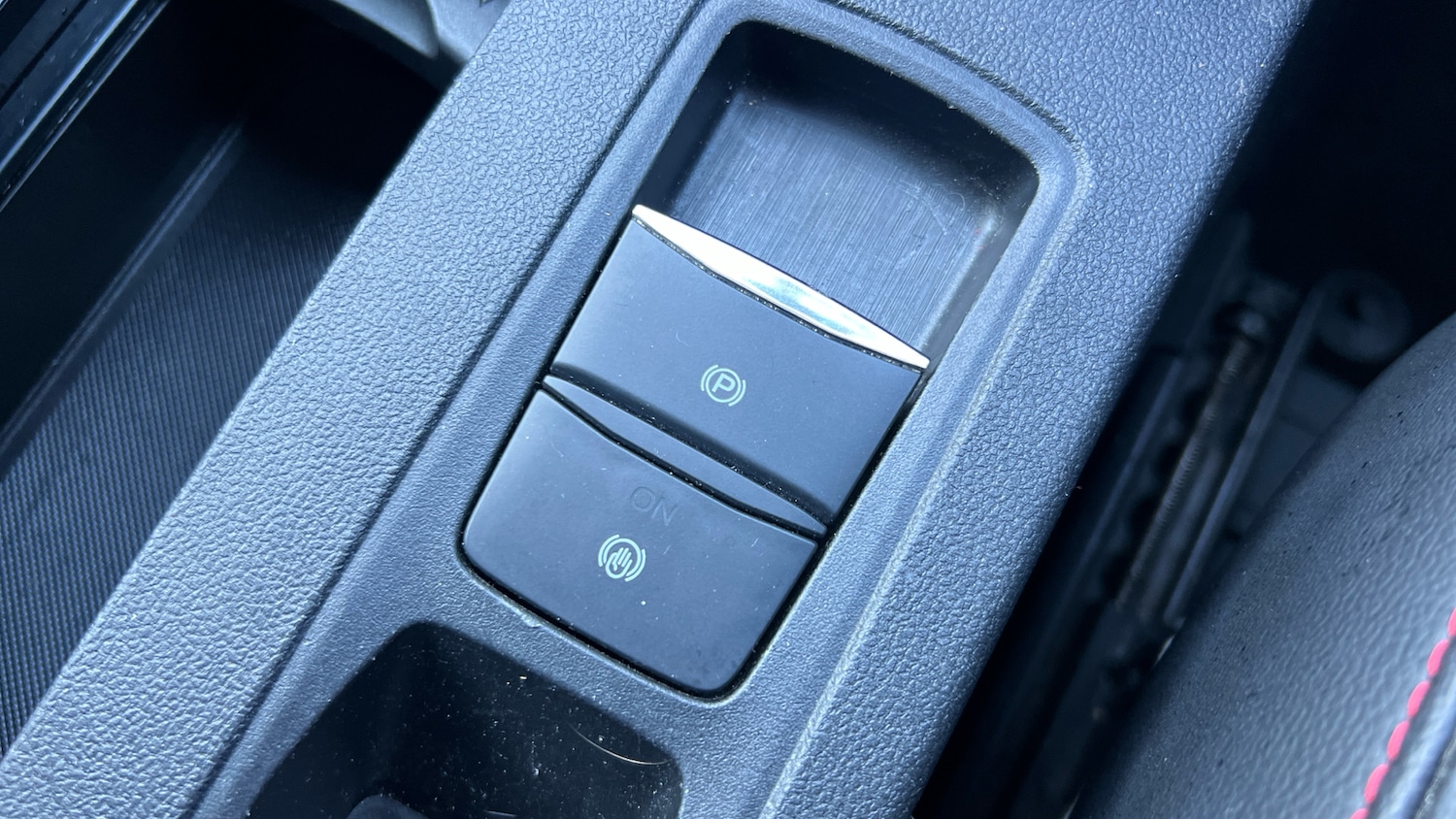 Used Ford Kuga 2020 for sale - 76737950: Photo 31