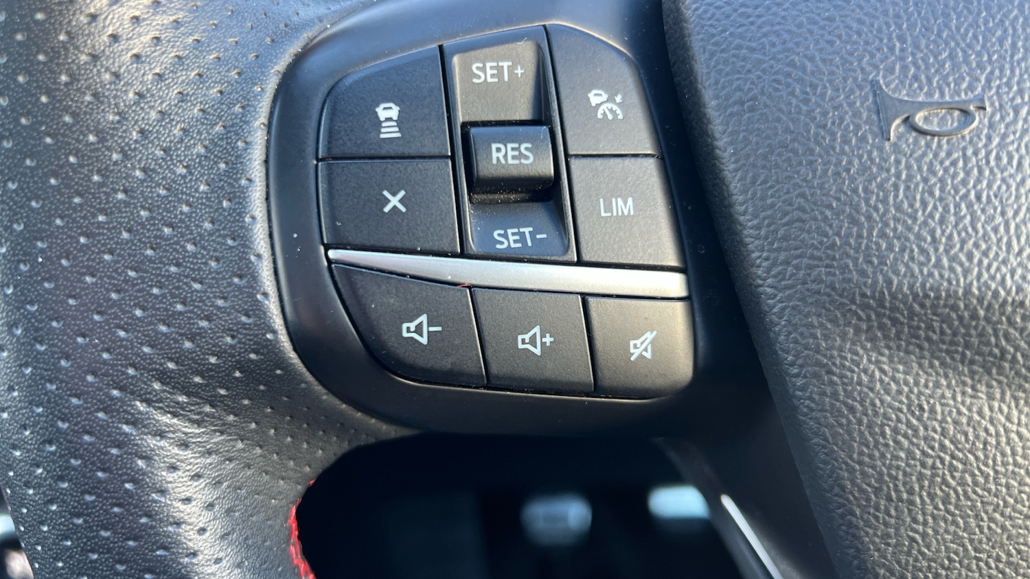 Used Ford Kuga 2020 for sale - 76737950: Photo 38