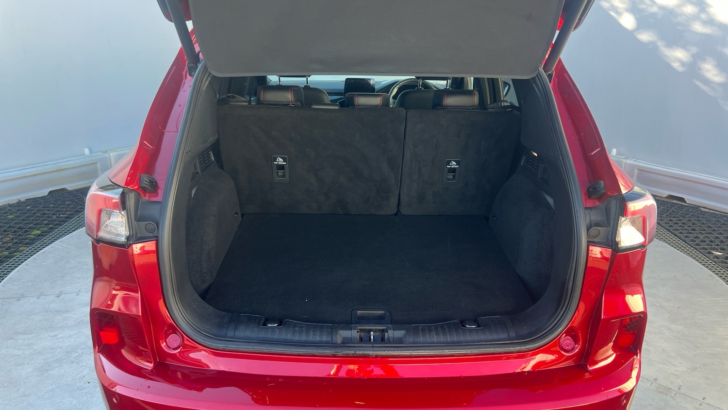 Used Ford Kuga 2020 for sale - 76737950: Photo 4