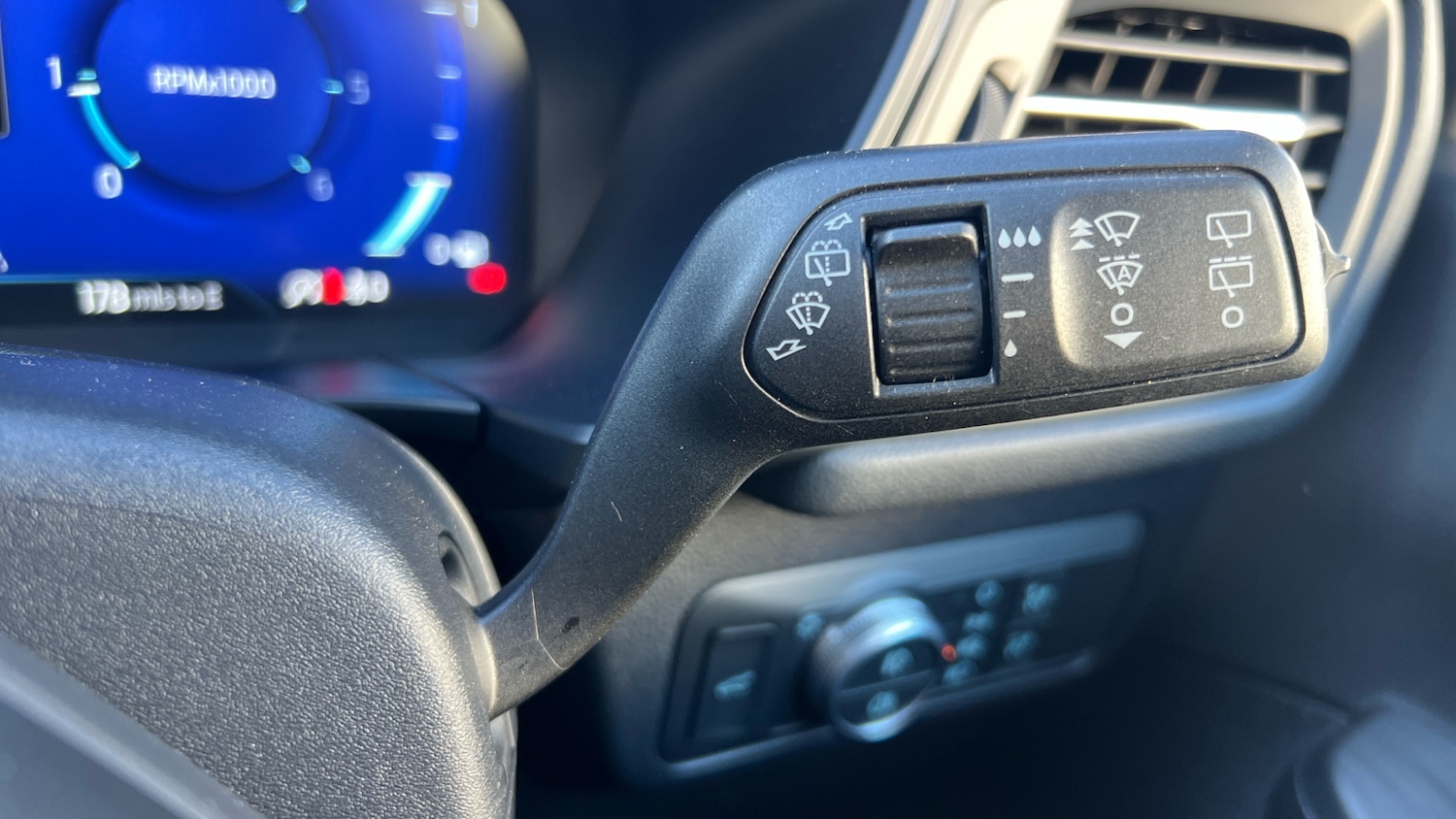 Used Ford Kuga 2020 for sale - 76737950: Photo 41