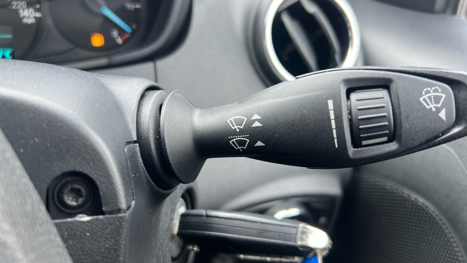 Used Ford Ka+ 2017 for sale - 77447017: Photo 30