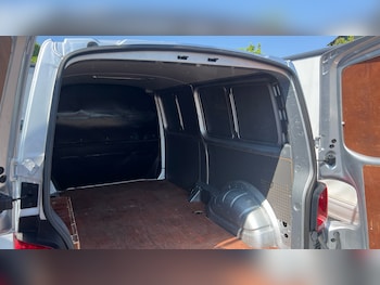 Used Volkswagen Transporter 2021 for sale - 78399988: Photo