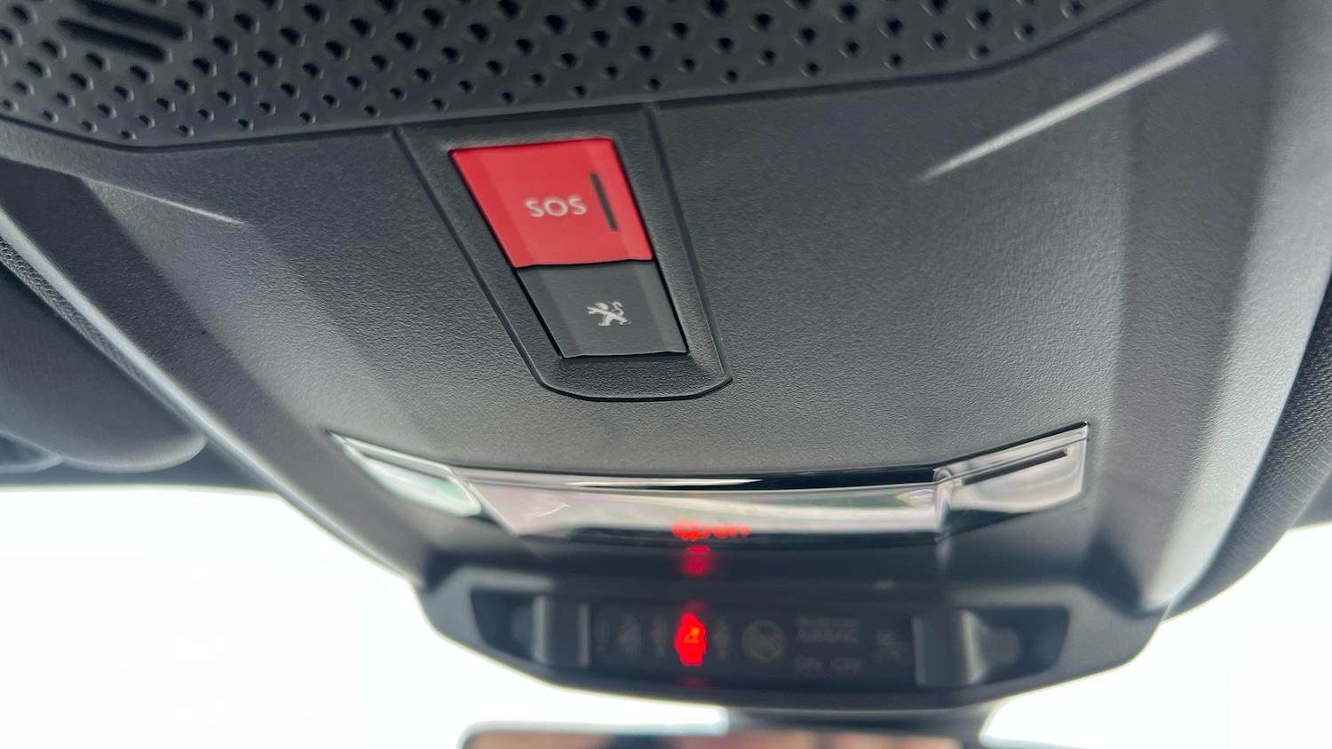 Used Peugeot 2008 2022 for sale - 76332679: Photo 33