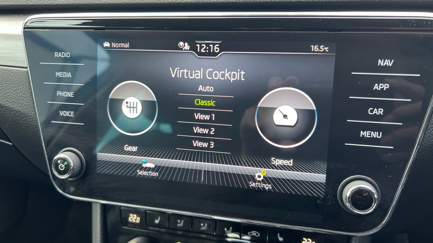 Used Skoda Superb 2023 for sale - 76493796: Photo 24