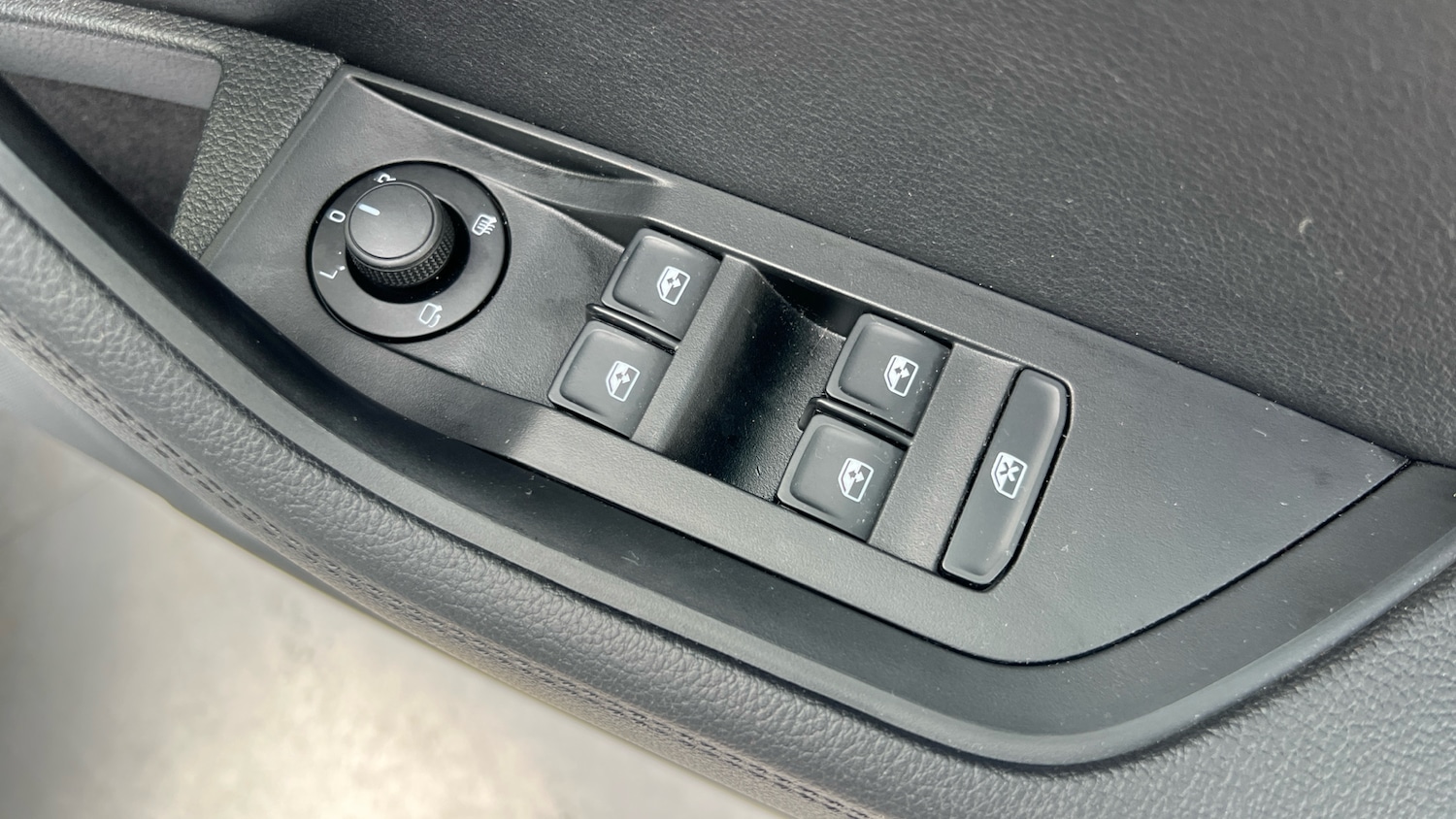 Used Skoda Superb 2023 for sale - 76493796: Photo 41