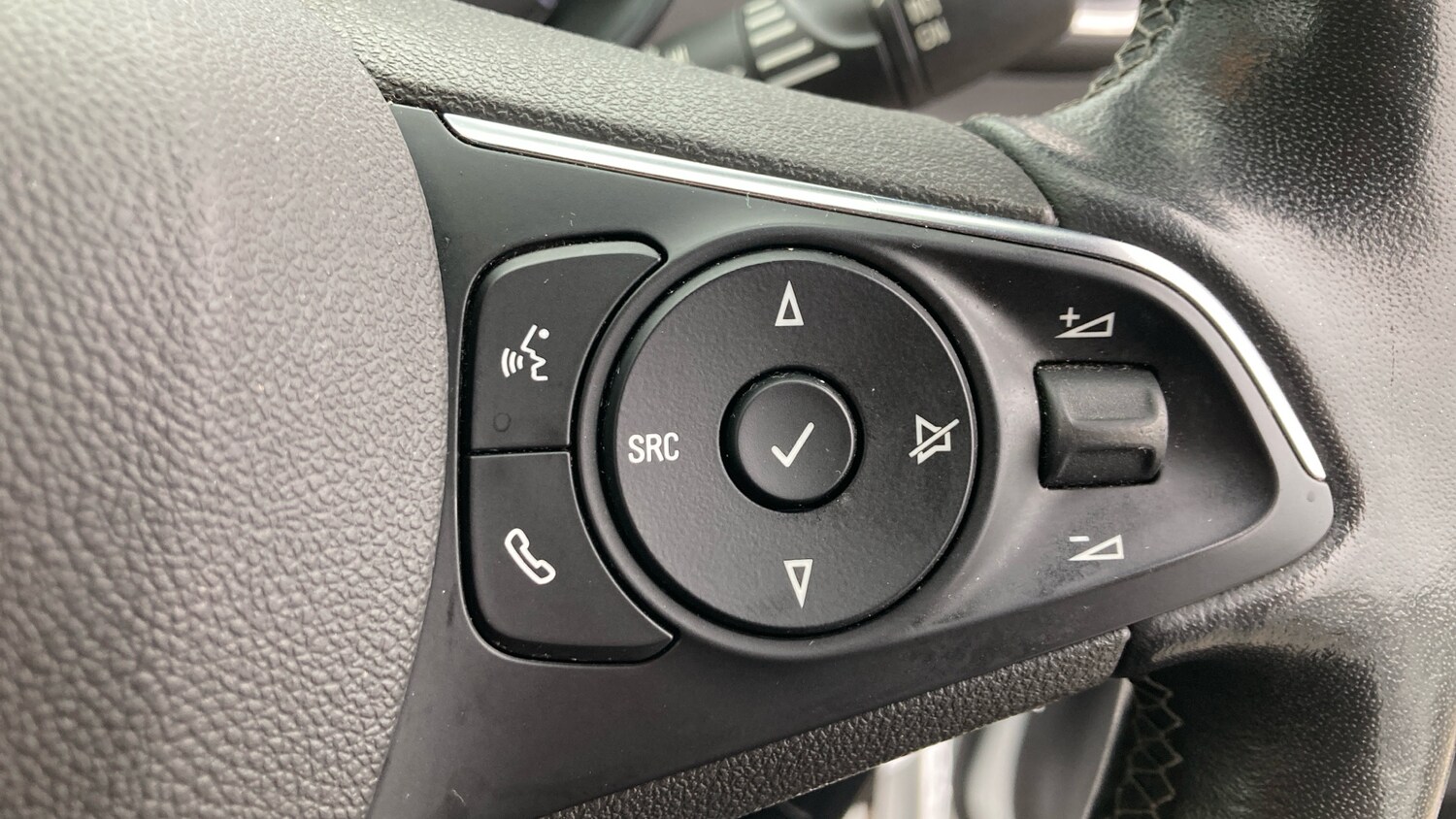 Used Vauxhall Crossland 2022 for sale - 77337515: Photo 22