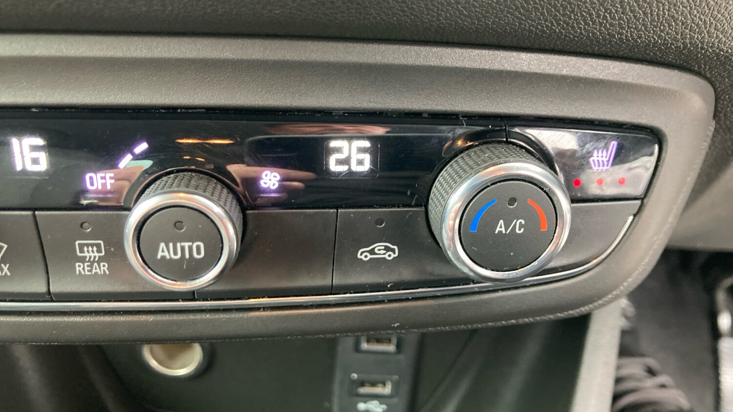 Used Vauxhall Crossland 2022 for sale - 77337515: Photo 29