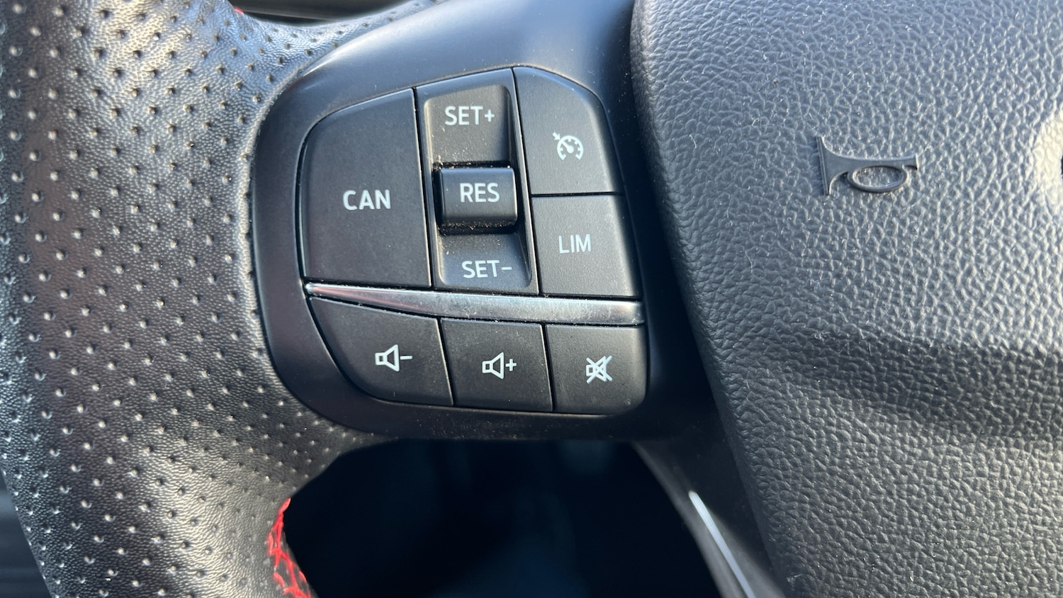 Used Ford Focus 2023 for sale - 77104498: Photo 35