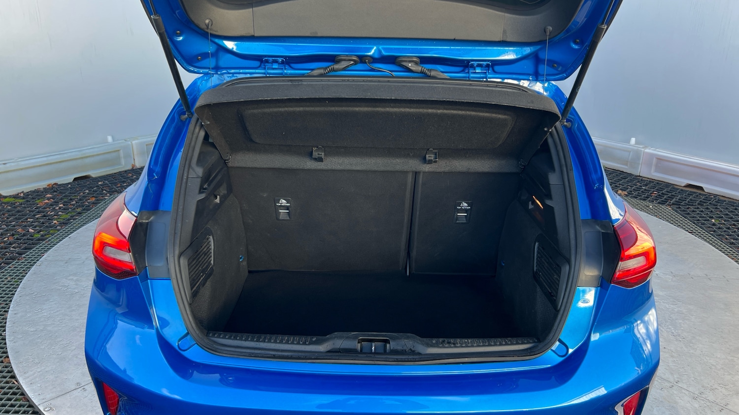 Used Ford Focus 2023 for sale - 77104498: Photo 4