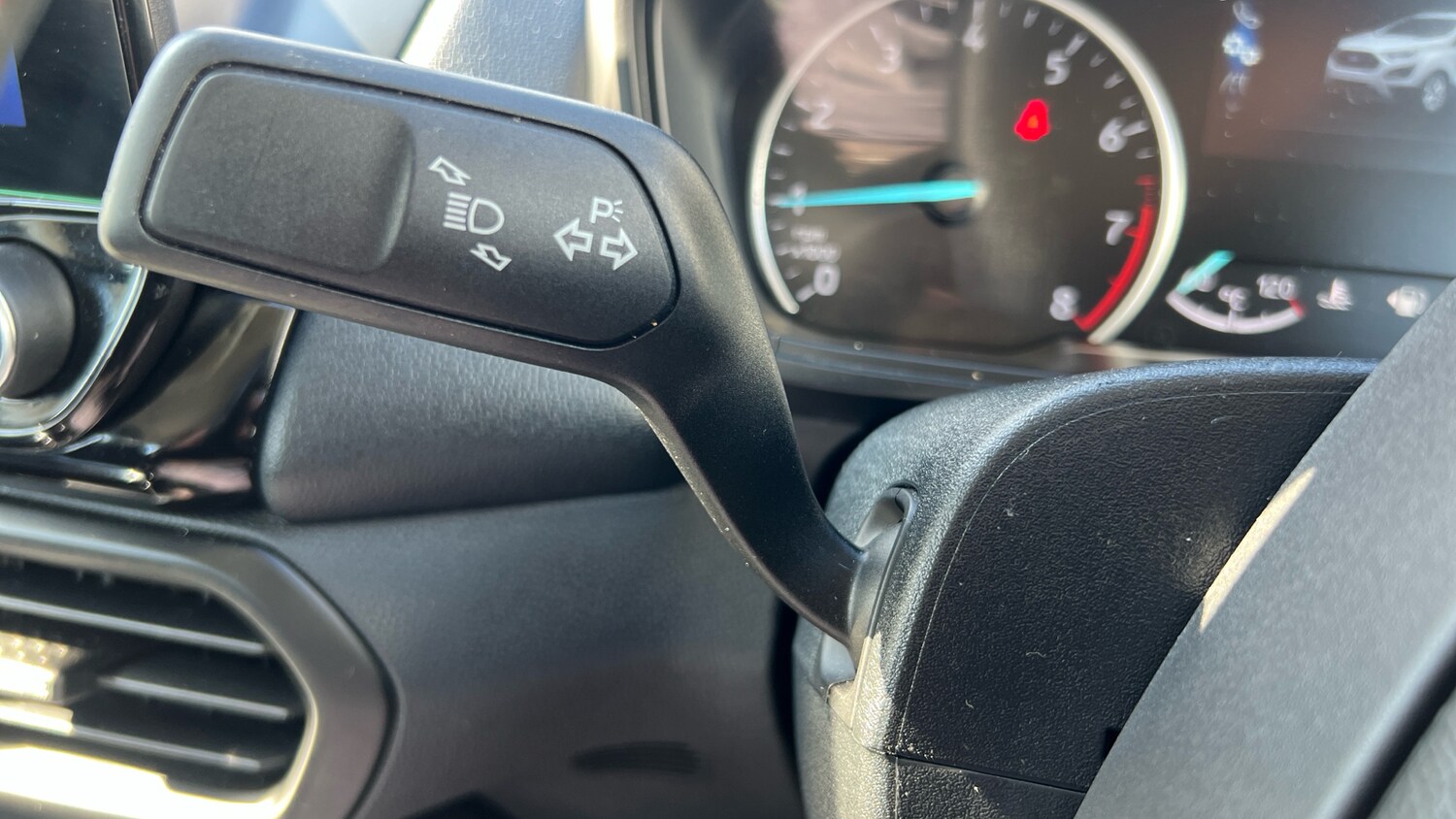 Used Ford Ecosport 2023 for sale - 77946960: Photo 34