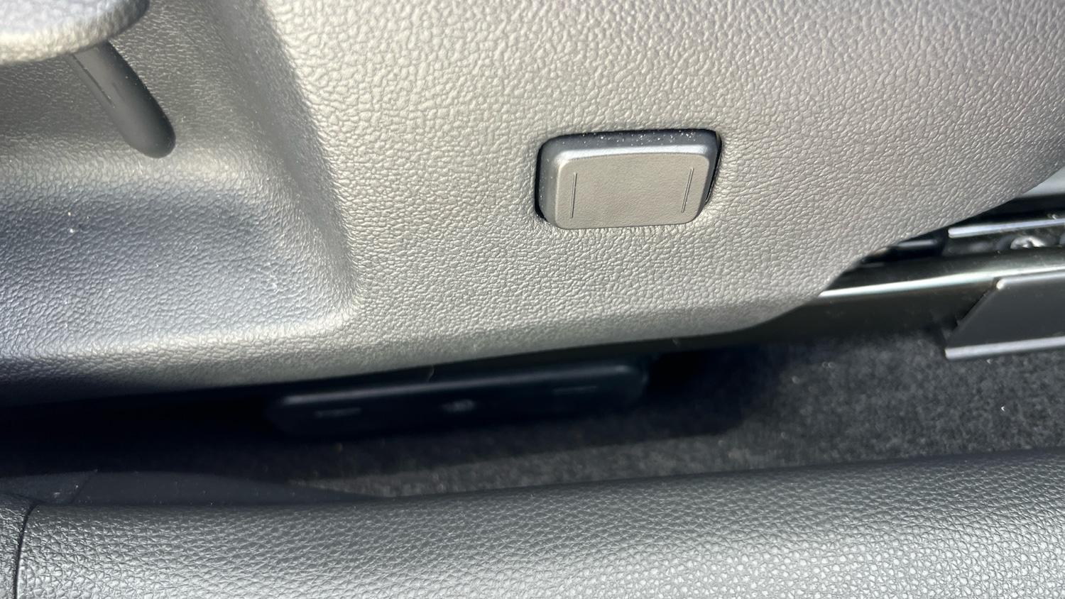Used Toyota Corolla 2023 for sale - 76082359: Photo 40