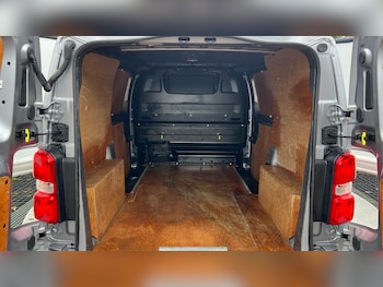 Used Vauxhall Vivaro 2021 for sale - 76892858: Photo