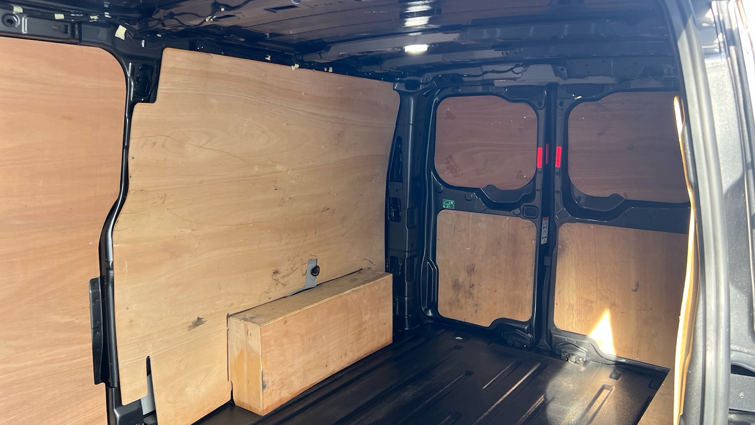 Used Ford Transit Custom 2024 for sale - 78038563: Photo 16