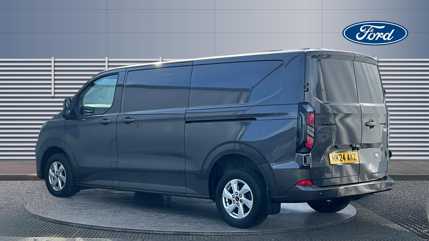 Used Ford Transit Custom 2024 for sale - 78038563: Photo 2