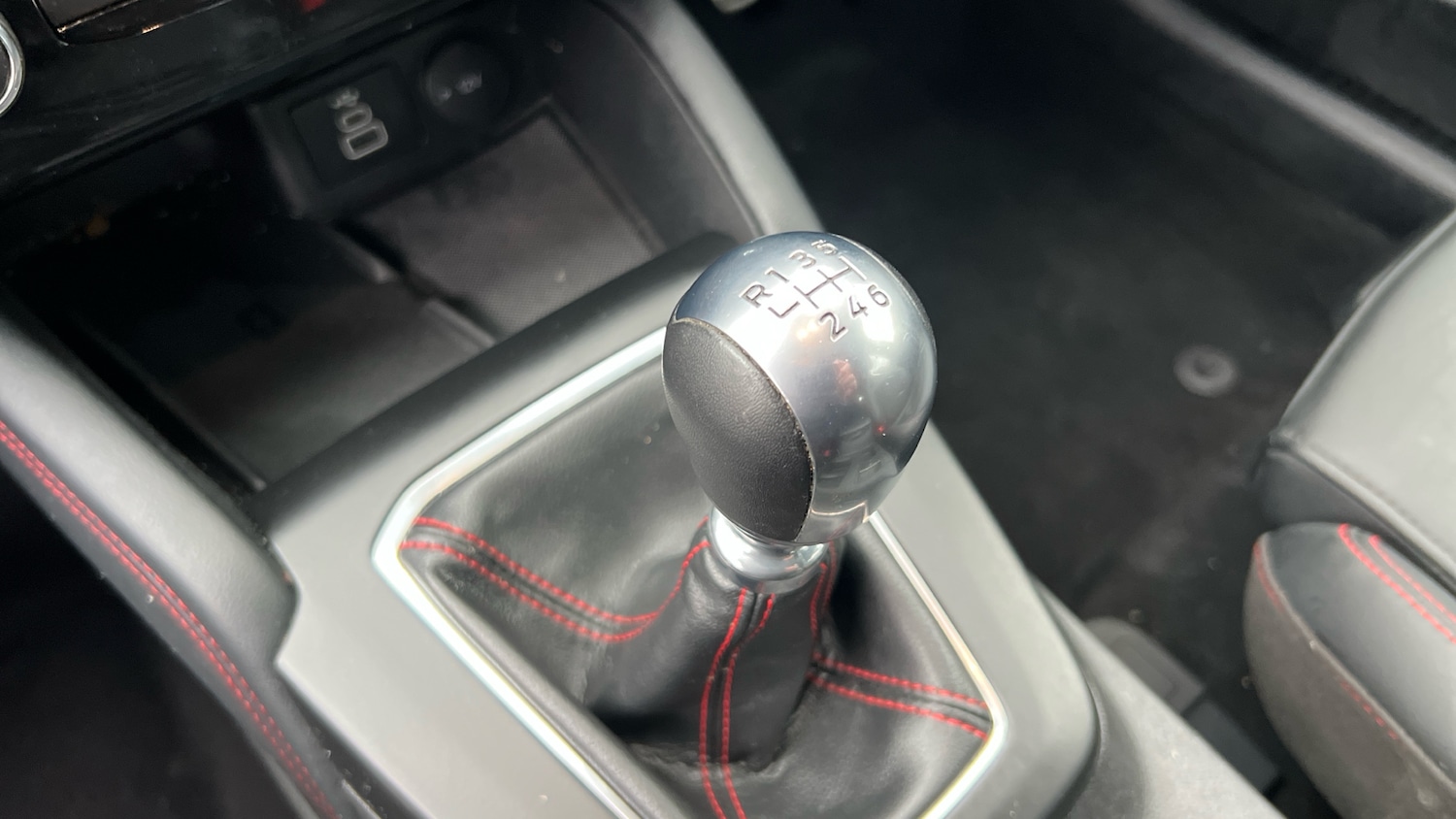 Used Ford Kuga 2025 for sale - 76974152: Photo 13