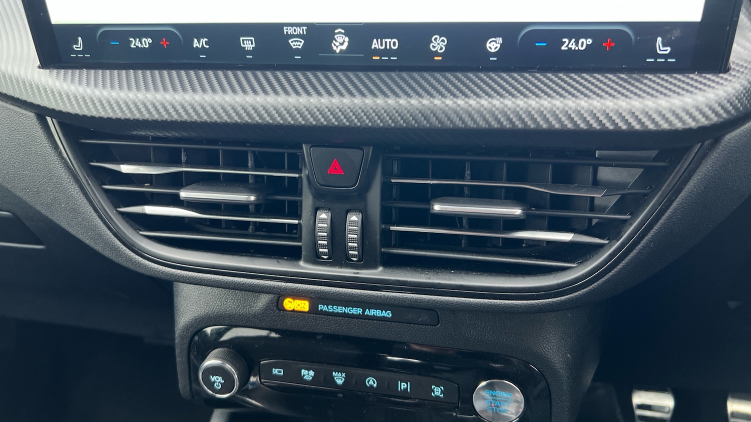 Used Ford Kuga 2025 for sale - 76974152: Photo 29