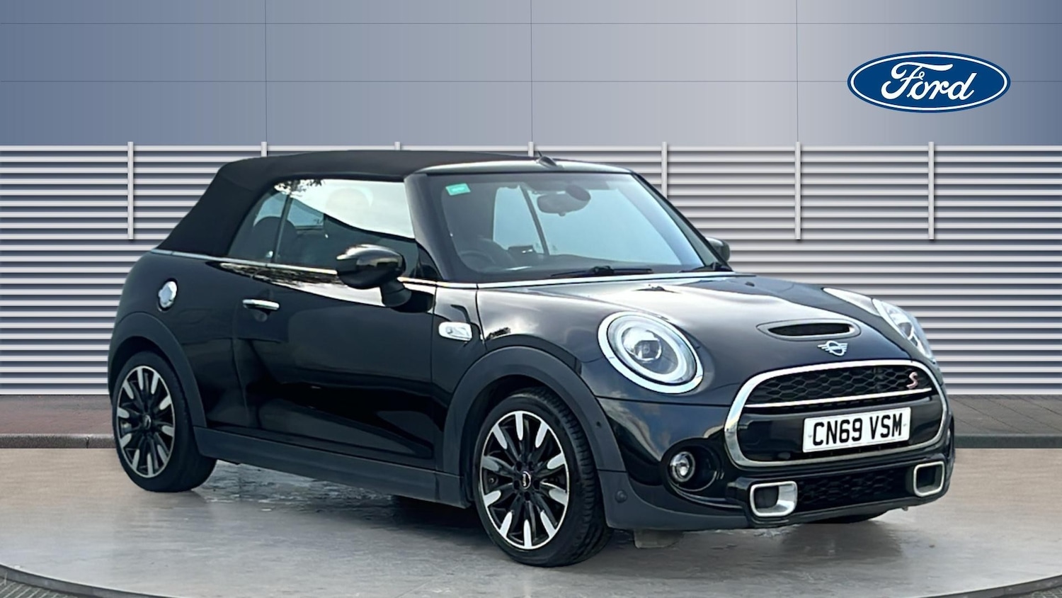 Used MINI Convertible 2019 for sale - 76611549: Photo 1