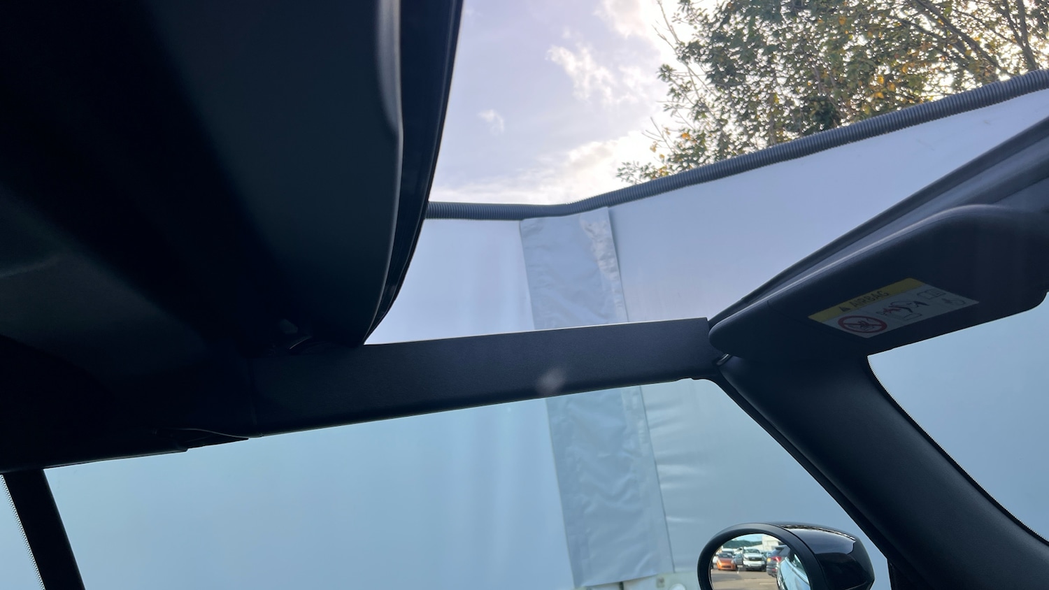 Used MINI Convertible 2019 for sale - 76611549: Photo 30