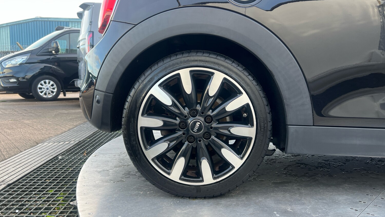 Used MINI Convertible 2019 for sale - 76611549: Photo 7