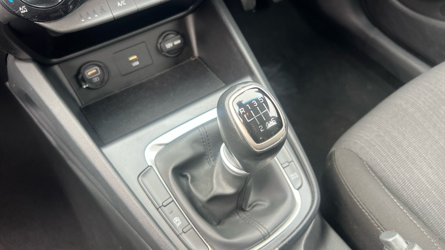 Used Hyundai KONA 2021 for sale - 77616645: Photo 13