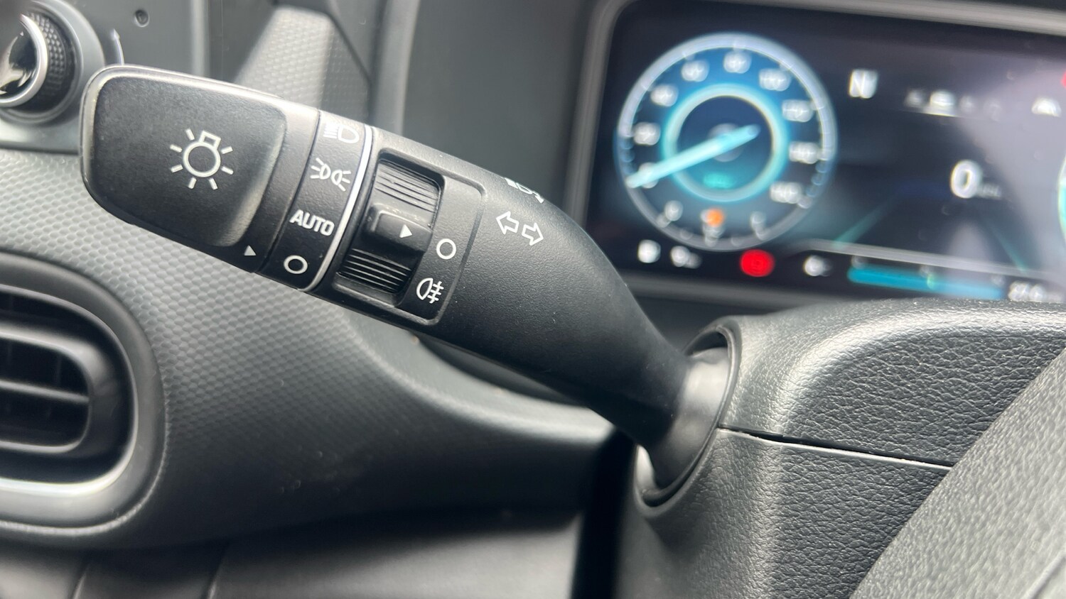 Used Hyundai KONA 2021 for sale - 77616645: Photo 32