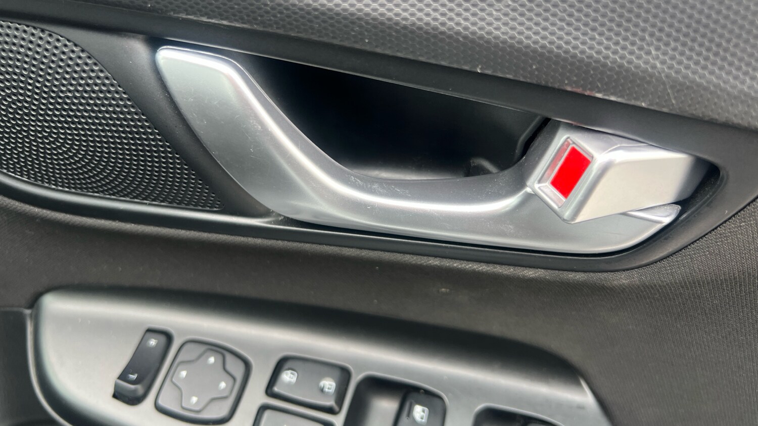 Used Hyundai KONA 2021 for sale - 77616645: Photo 35