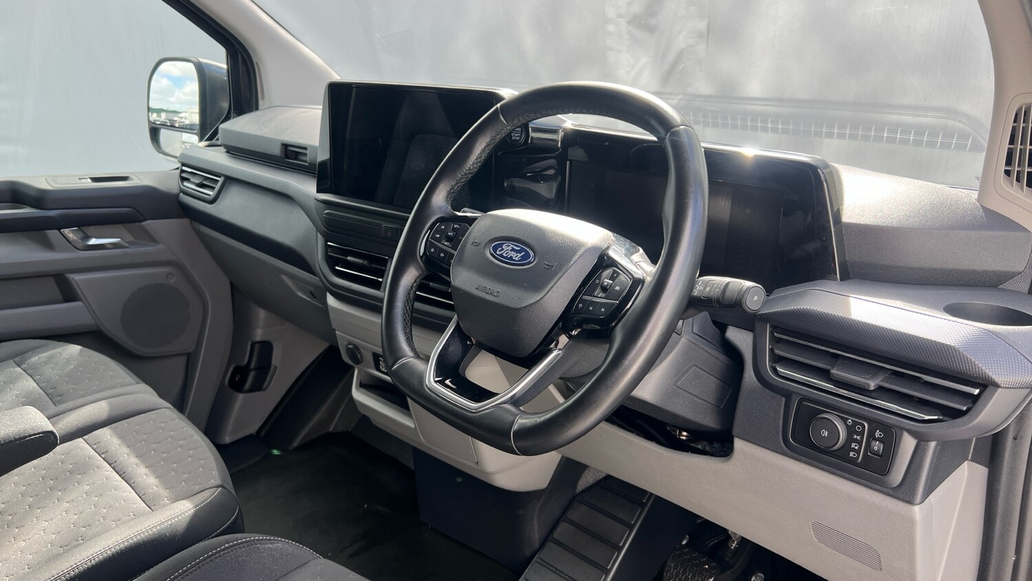 Used Ford Transit Custom 2024 for sale - 78067401: Photo 11