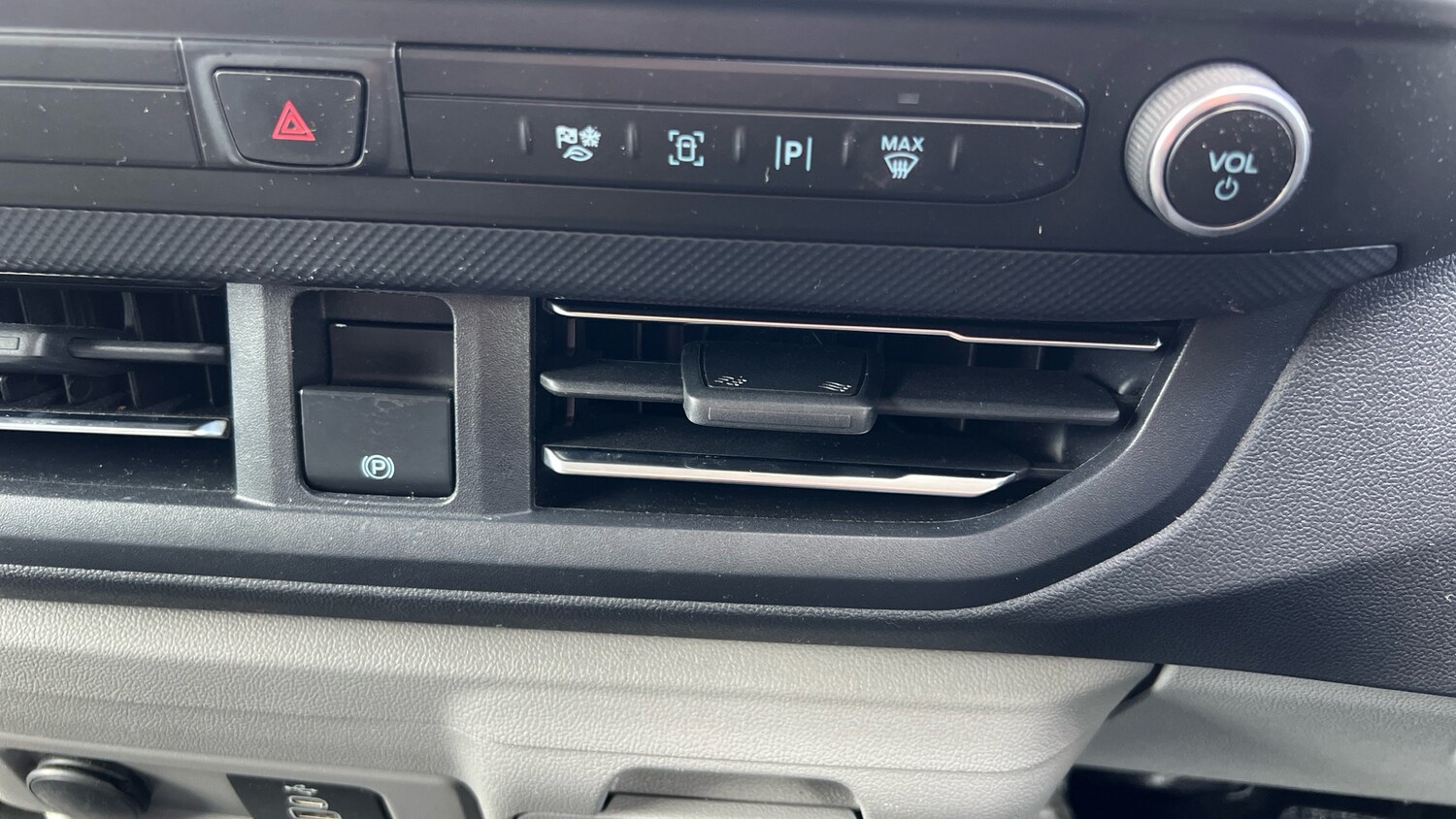 Used Ford Transit Custom 2024 for sale - 78067401: Photo 28