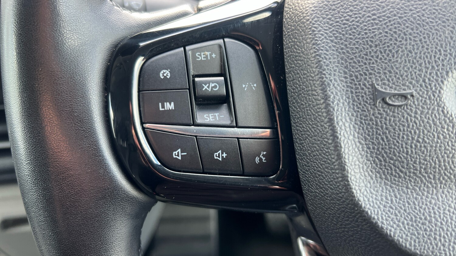 Used Ford Transit Custom 2024 for sale - 78067401: Photo 32