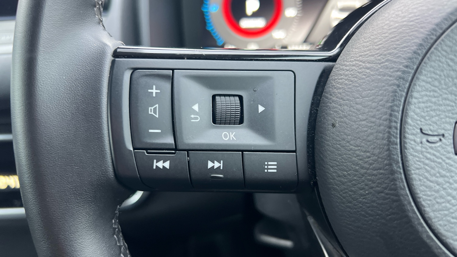 Used Nissan Qashqai 2023 for sale - 76957388: Photo 37