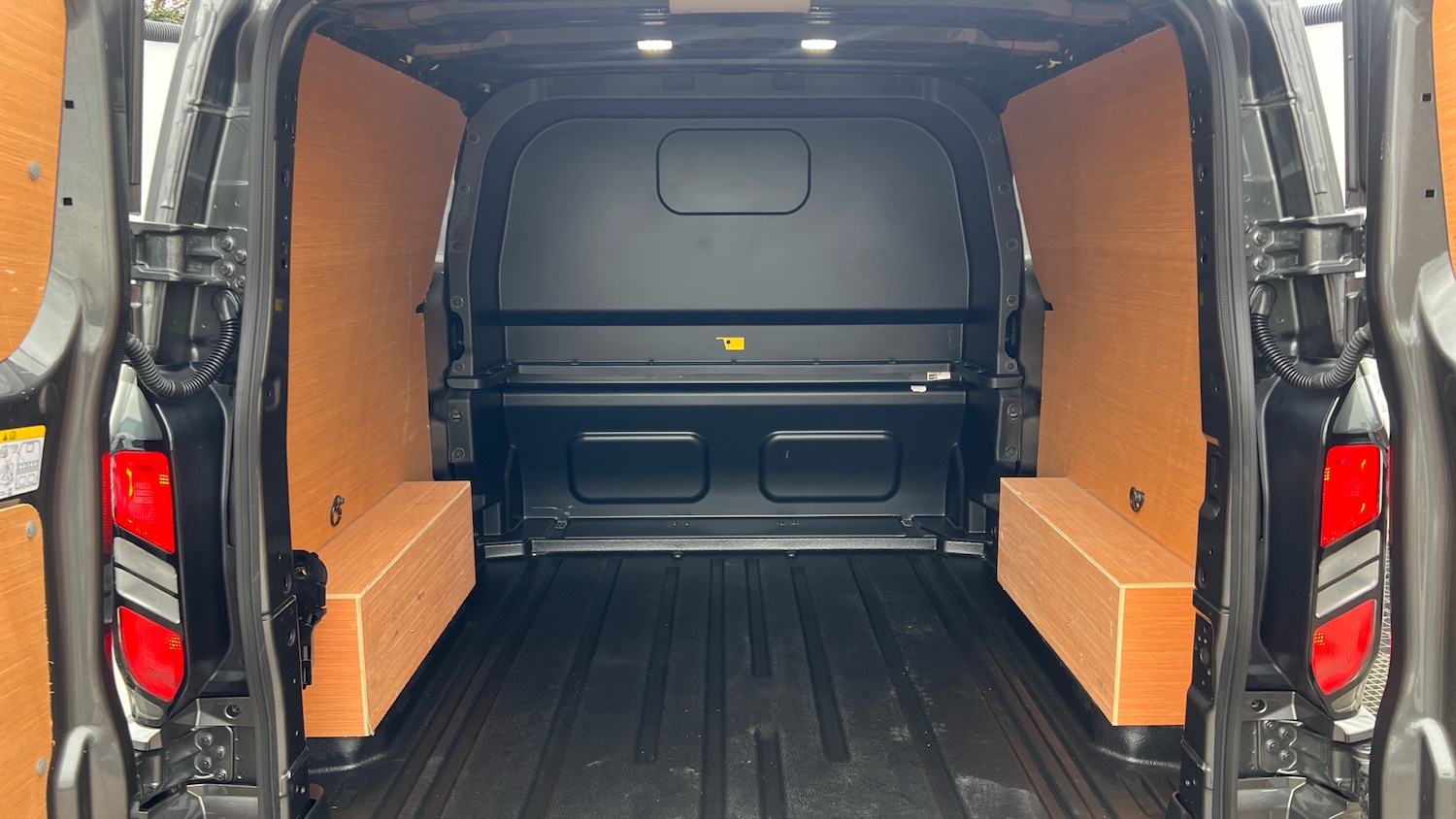 Used Ford Transit Custom 2025 for sale - 78078735: Photo 4