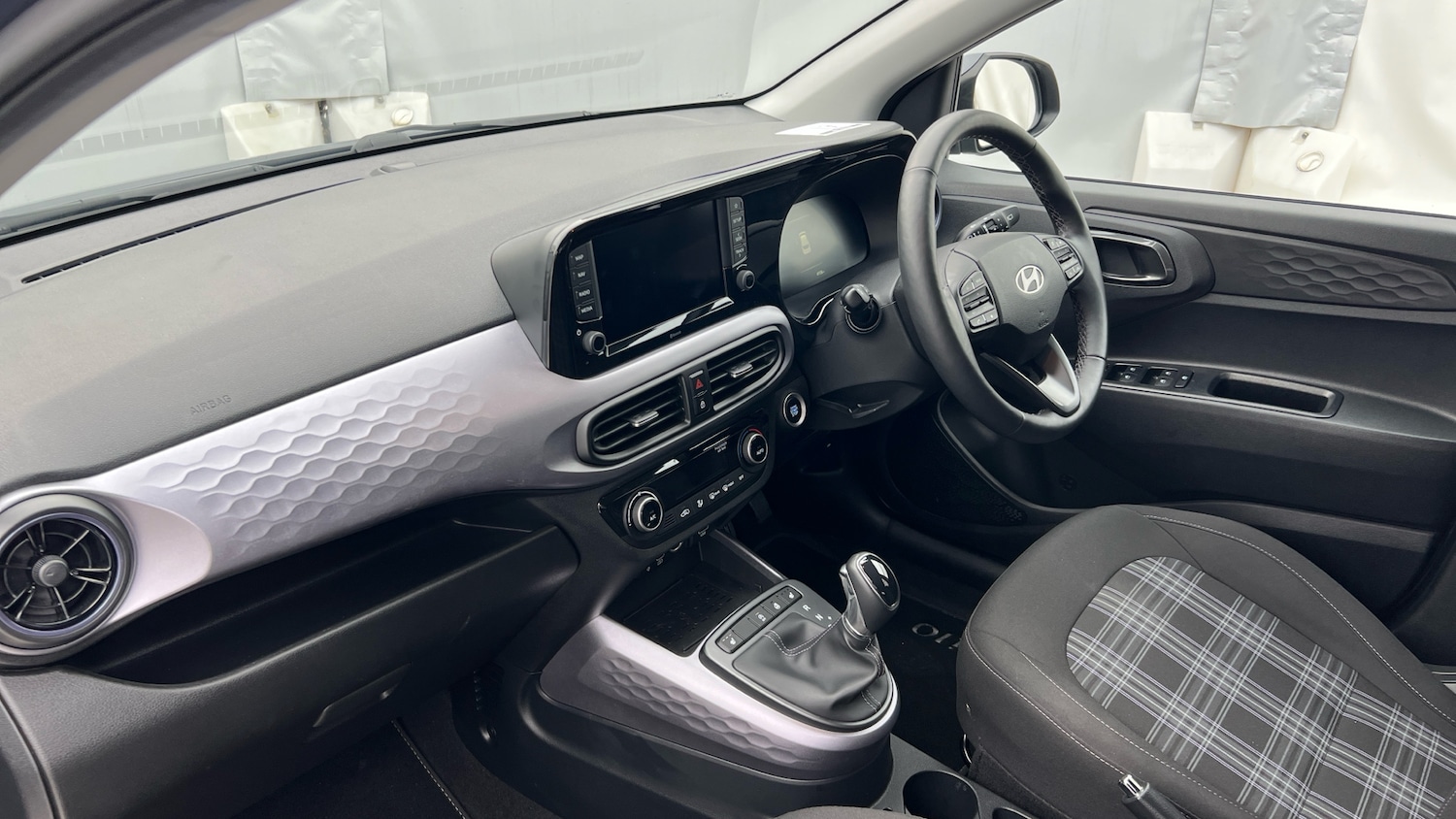 Used Hyundai i10 2024 for sale - 77649827: Photo 9