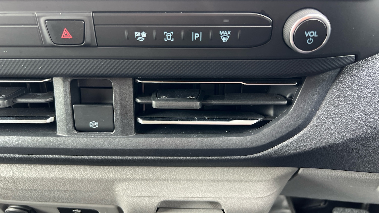 Used Ford Transit Custom 2024 for sale - 77988975: Photo 29